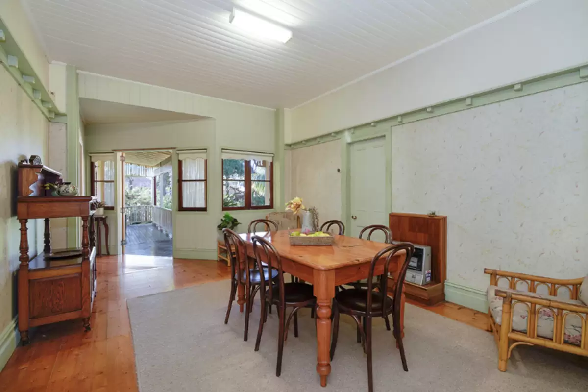 11 Seale Street, Burwood Sold by Rich & Oliva - image 6