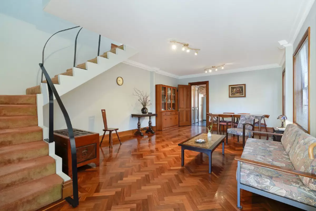 63 Stanley Street, Burwood Sold by Rich & Oliva - image 2