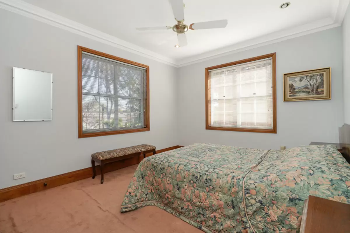 63 Stanley Street, Burwood Sold by Rich & Oliva - image 9