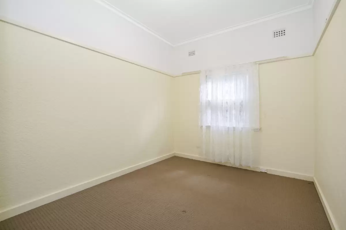 2/274 Stanmore Road, Petersham Sold by Rich & Oliva - image 7