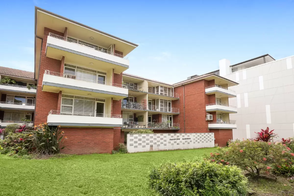 33/3-13 Comer Street, Burwood Sold by Rich & Oliva - image 1