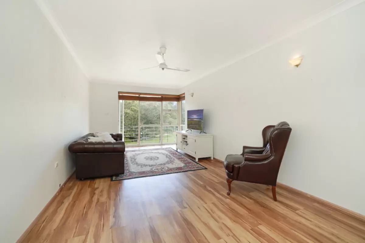 33/3-13 Comer Street, Burwood Sold by Rich & Oliva - image 2