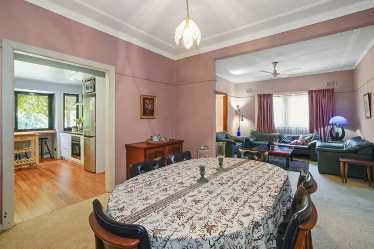5 Walsh Avenue, Croydon Park Sold by Rich & Oliva - image 2