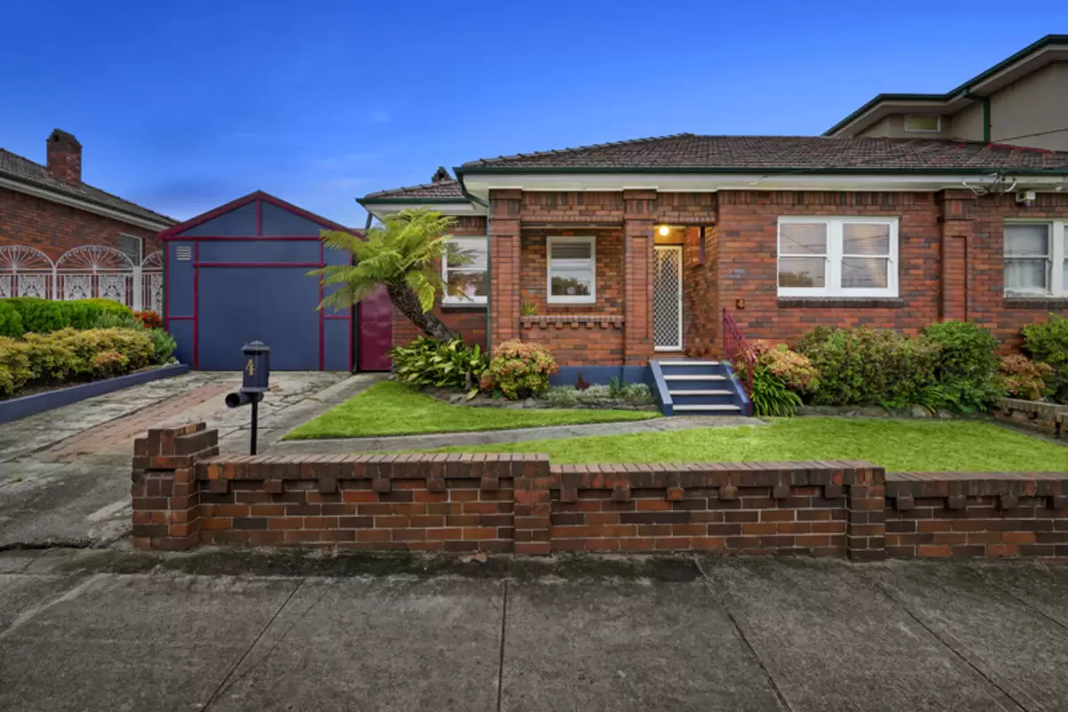 4 Alfred Street, Croydon Sold by Rich & Oliva - image 1