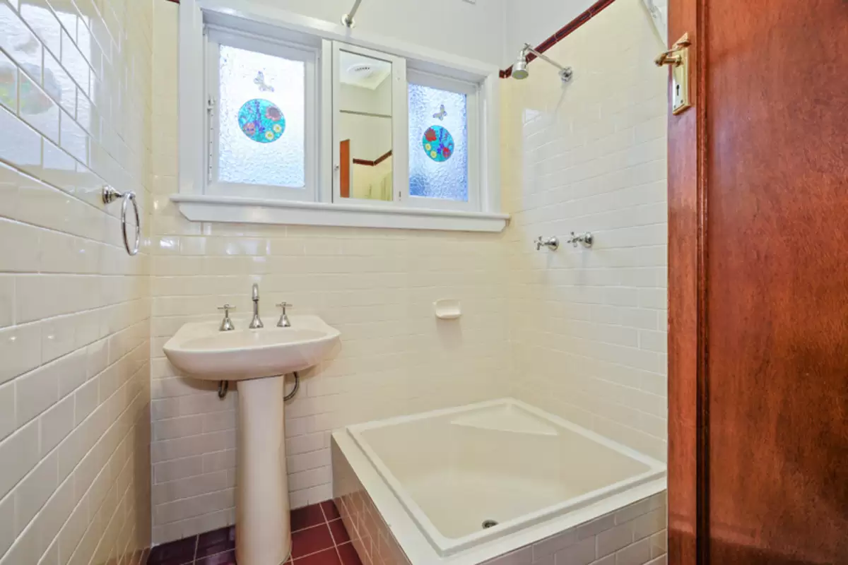 4 Alfred Street, Croydon Sold by Rich & Oliva - image 7