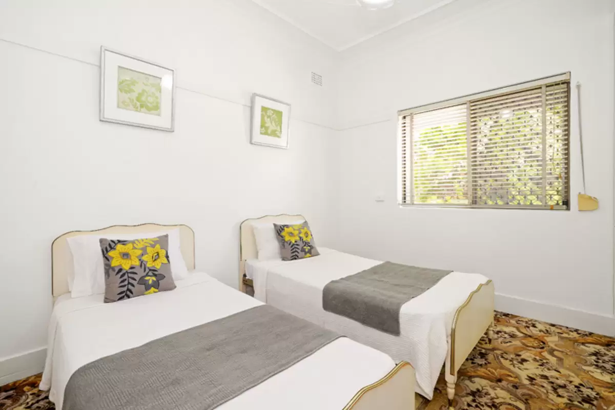 28 Lasswade Street, Ashbury Sold by Rich & Oliva - image 7