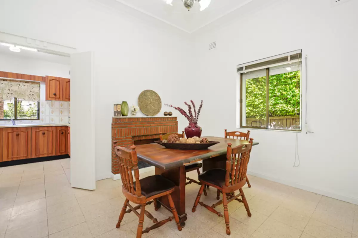 28 Lasswade Street, Ashbury Sold by Rich & Oliva - image 8