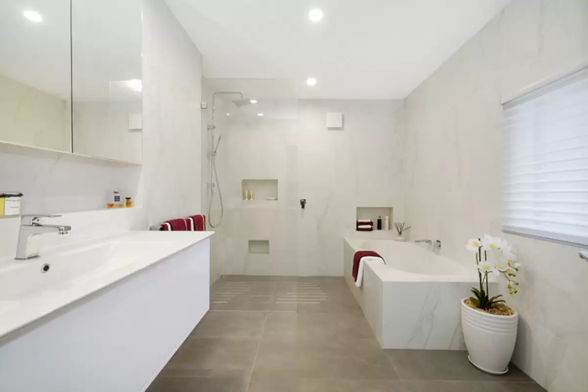 18 Leith Street, Ashbury Sold by Rich & Oliva - image 11