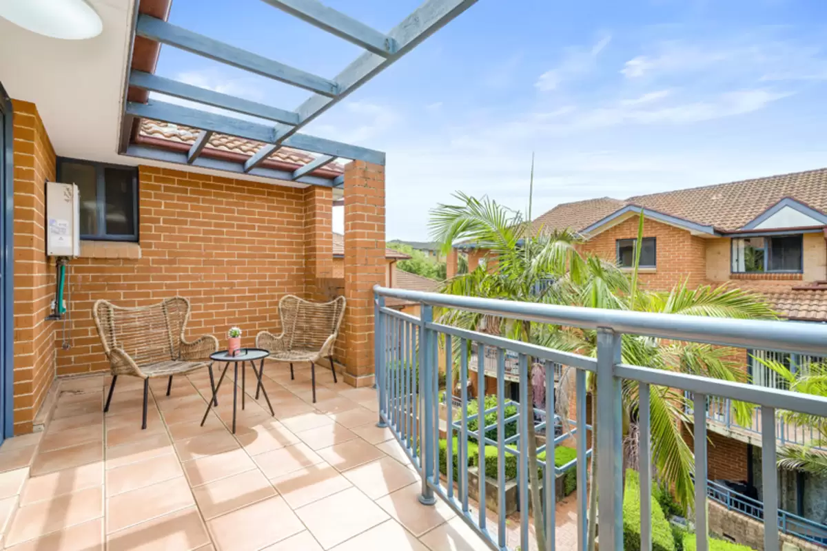 54/106 Elizabeth Street, Ashfield Sold by Rich & Oliva - image 3