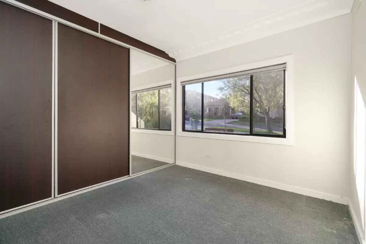 104 Chaseling Street, Greenacre Sold by Rich & Oliva - image 4