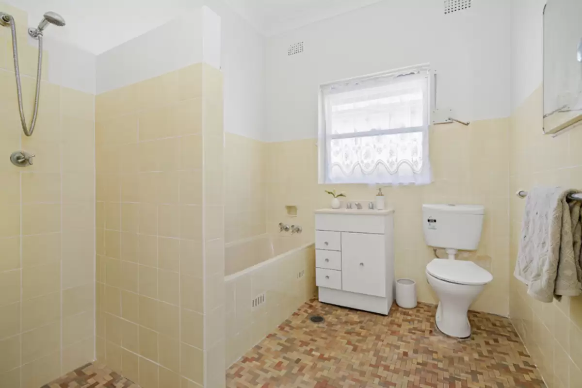 154 Milton Street, Ashbury Sold by Rich & Oliva - image 8
