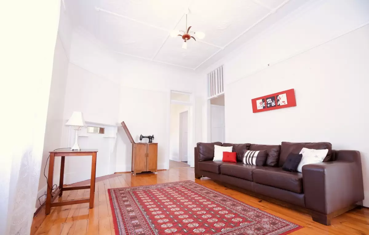 26 Beamish Street, Campsie Sold by Rich & Oliva - image 2