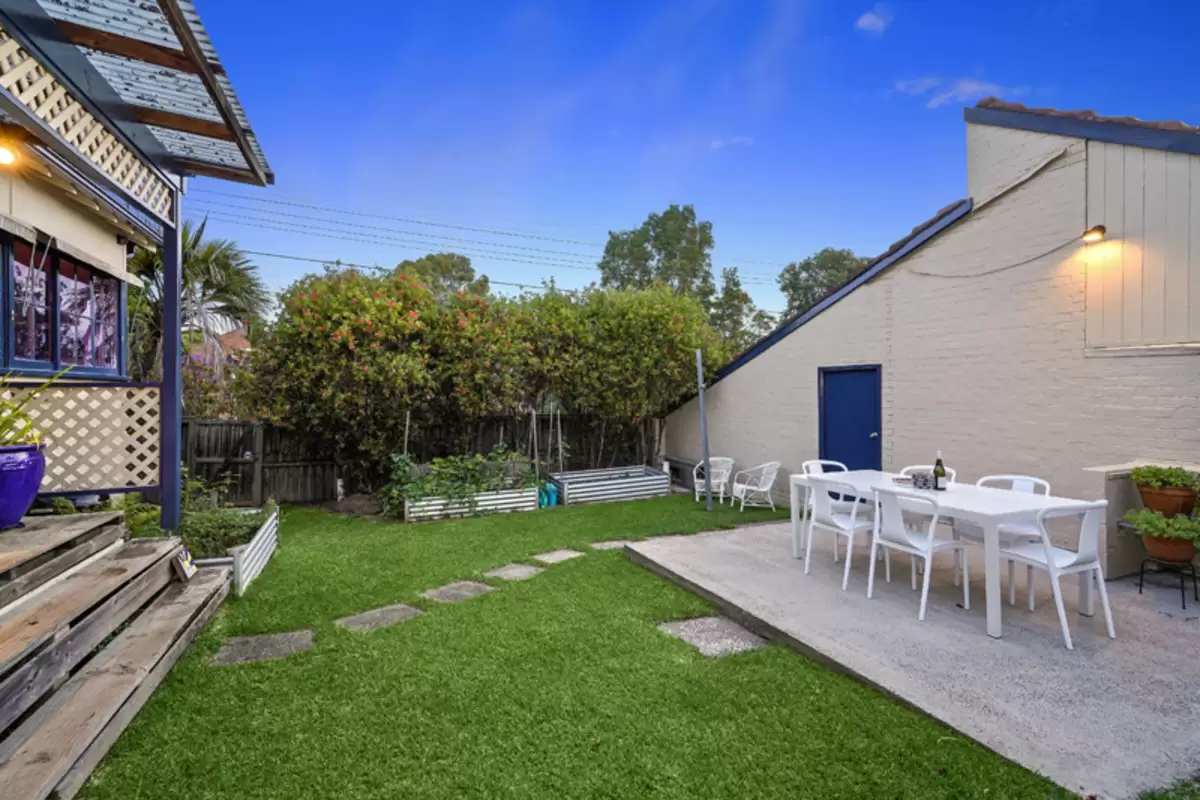 53 Goodlet Street, Ashbury Sold by Rich & Oliva - image 13
