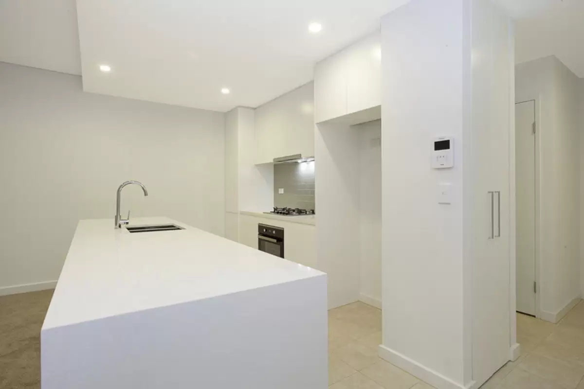 60/884 Canterbury Road, Roselands Sold by Rich & Oliva - image 4