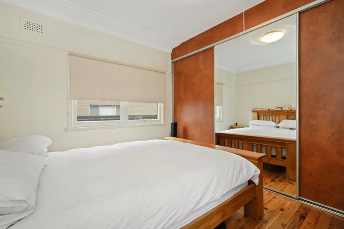 26 Omaha Street, Belfield Sold by Rich & Oliva - image 5