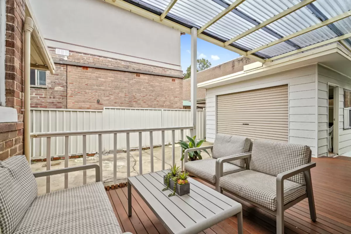 18 Sunbeam Avenue, Croydon Sold by Rich & Oliva - image 10