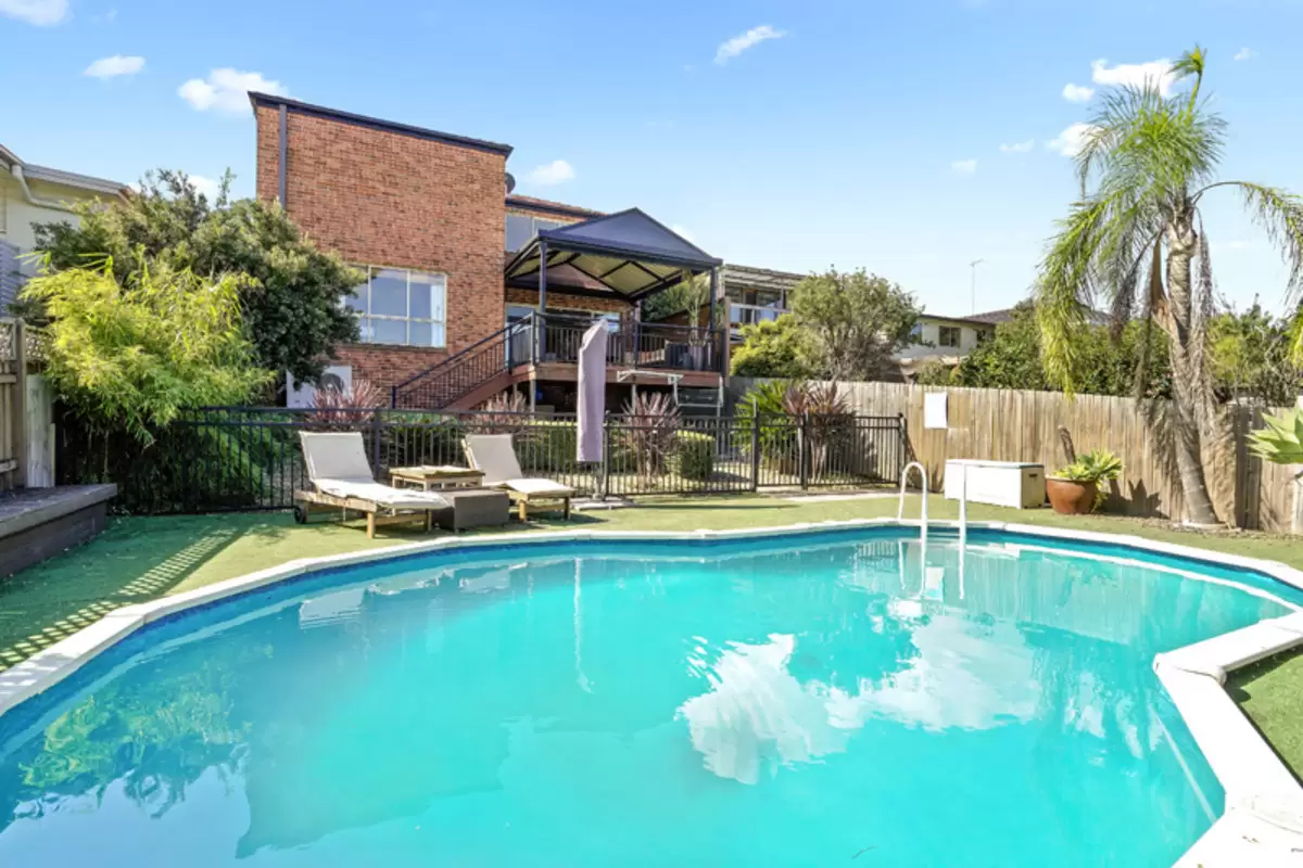 18 Fifth Street, Ashbury Sold by Rich & Oliva - image 7