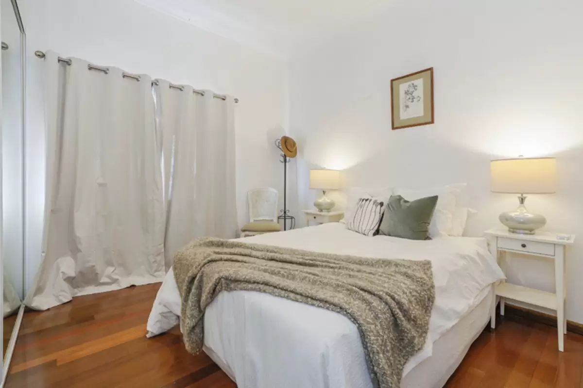 25 Woodlands Road, Ashbury Sold by Rich & Oliva - image 4