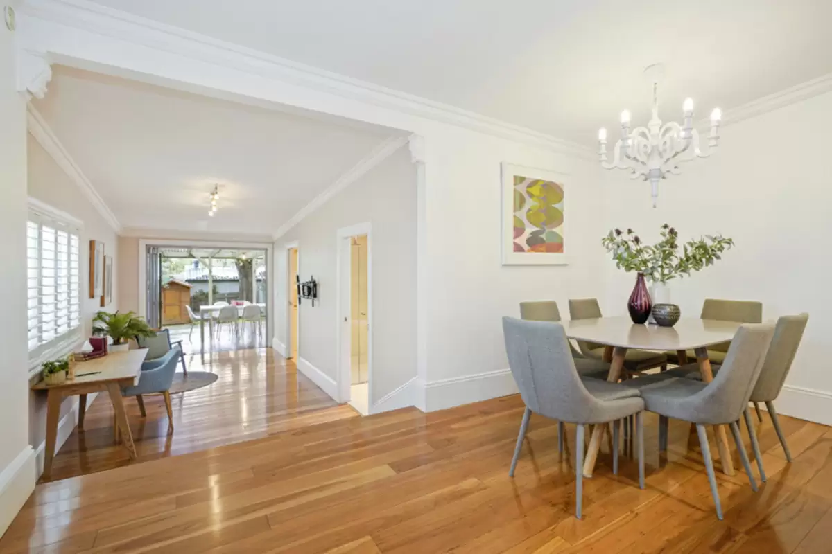 64 Fitzroy Street, Burwood Sold by Rich & Oliva - image 4