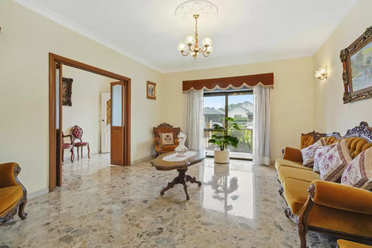 52 Kembla Street, Croydon Park Sold by Rich & Oliva - image 2
