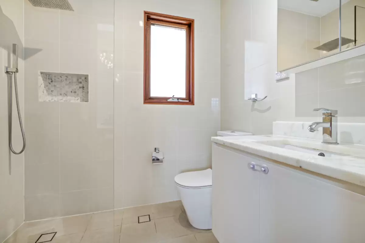 52 King Street, Ashbury Sold by Rich & Oliva - image 8
