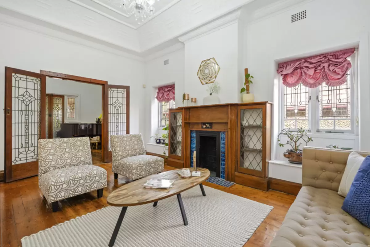 52 King Street, Ashbury Sold by Rich & Oliva - image 4