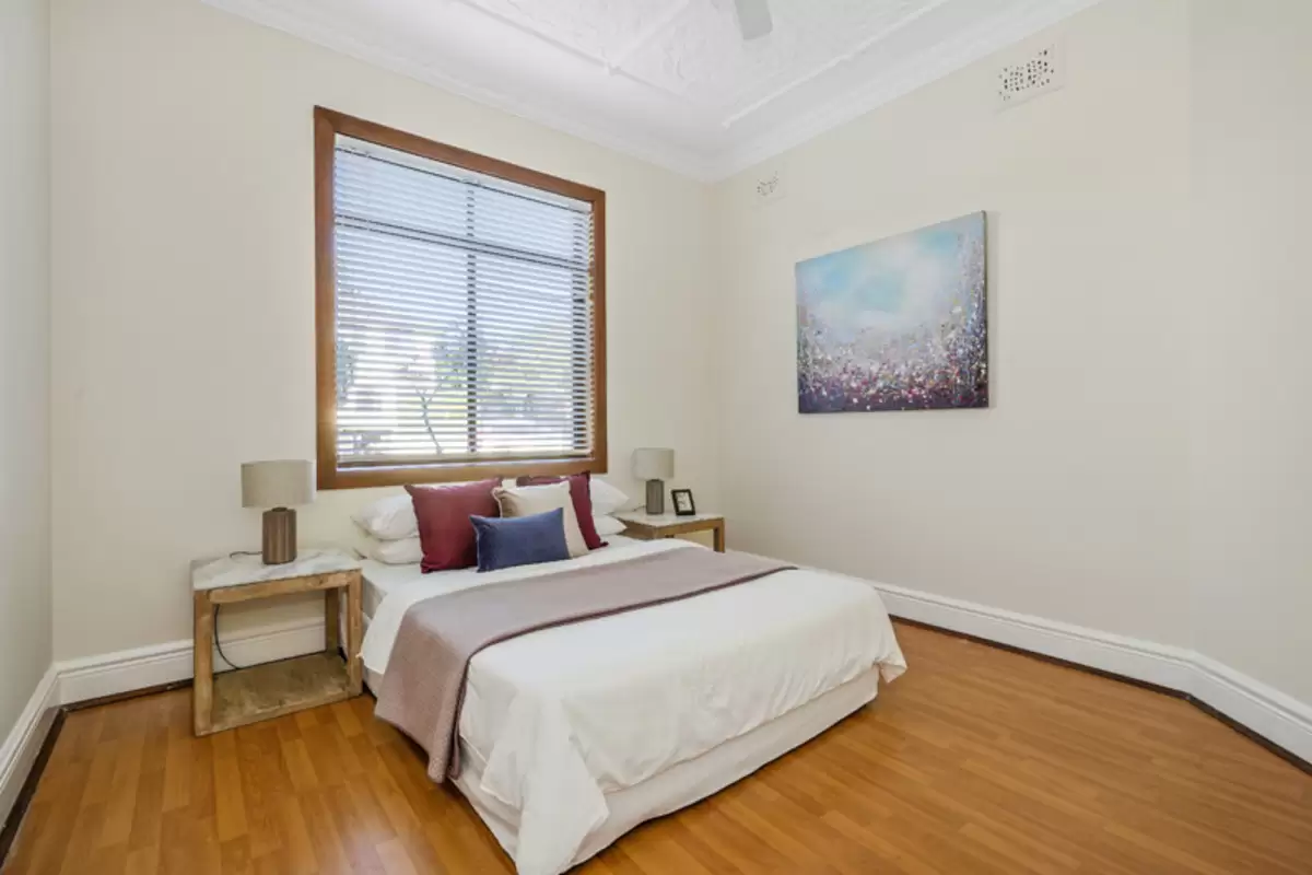 37 Hardy Street, Ashfield Sold by Rich & Oliva - image 5
