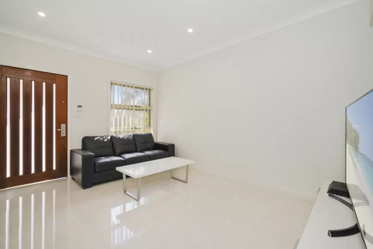6 Clissold Parade, Campsie Sold by Rich & Oliva - image 2