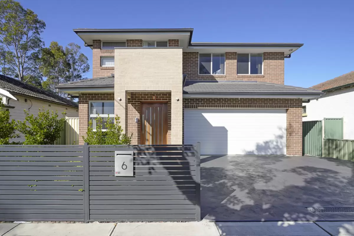6 Clissold Parade, Campsie Sold by Rich & Oliva - image 1