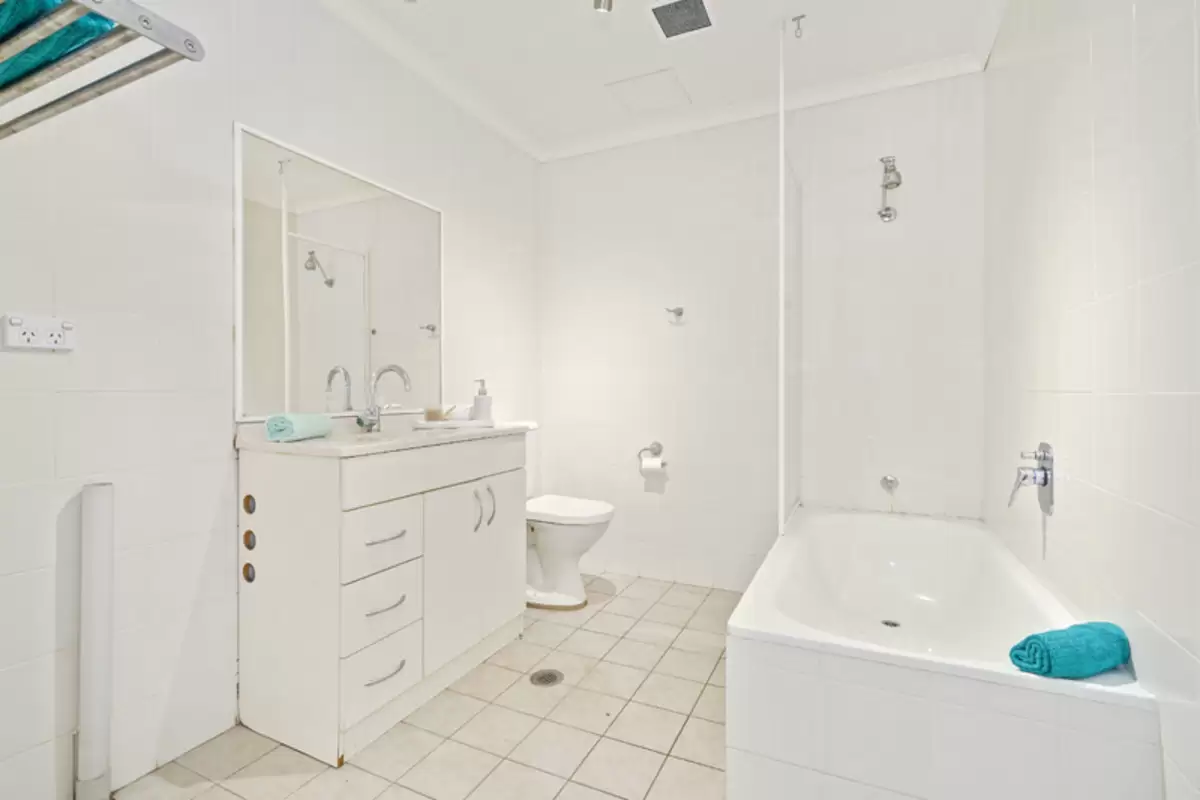 5/12 West Street, Croydon Sold by Rich & Oliva - image 7