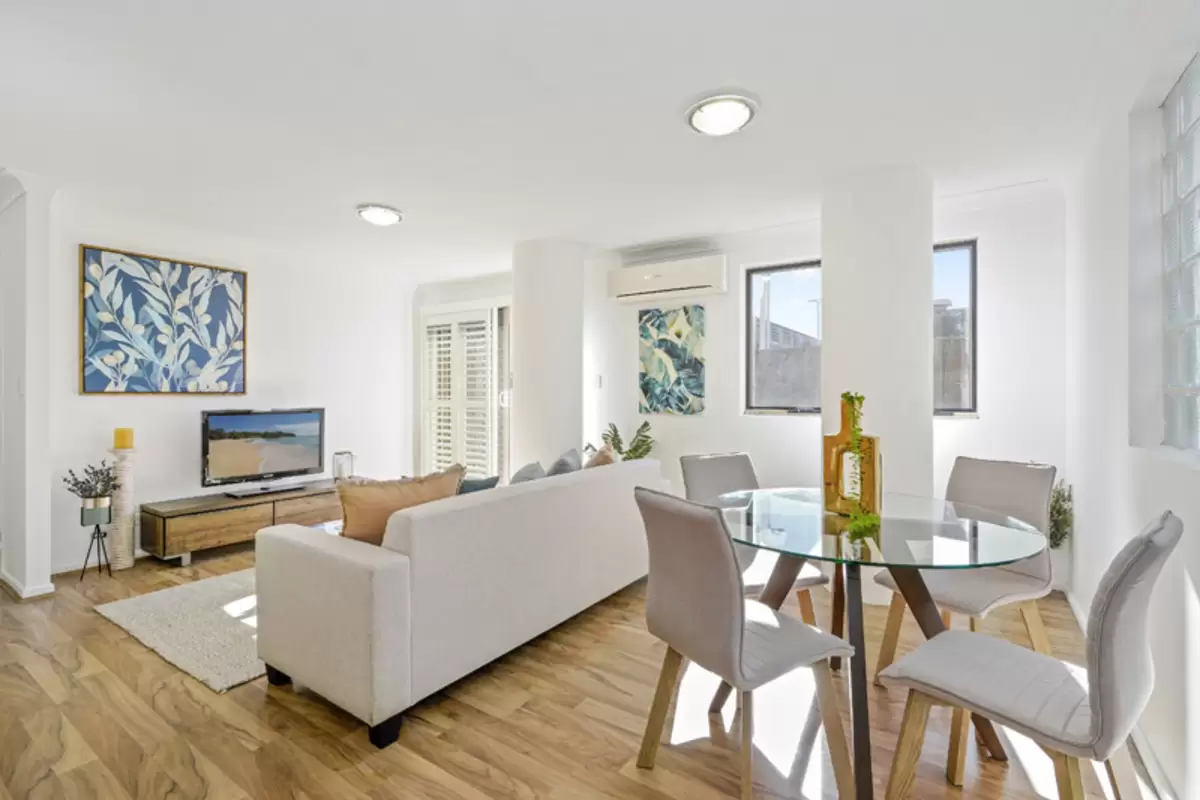 5/12 West Street, Croydon Sold by Rich & Oliva - image 2