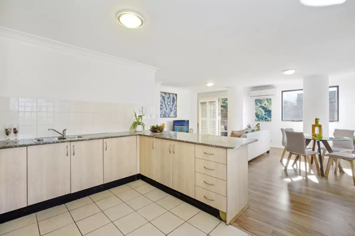 5/12 West Street, Croydon Sold by Rich & Oliva - image 4