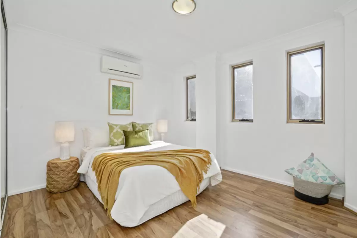 5/12 West Street, Croydon Sold by Rich & Oliva - image 5