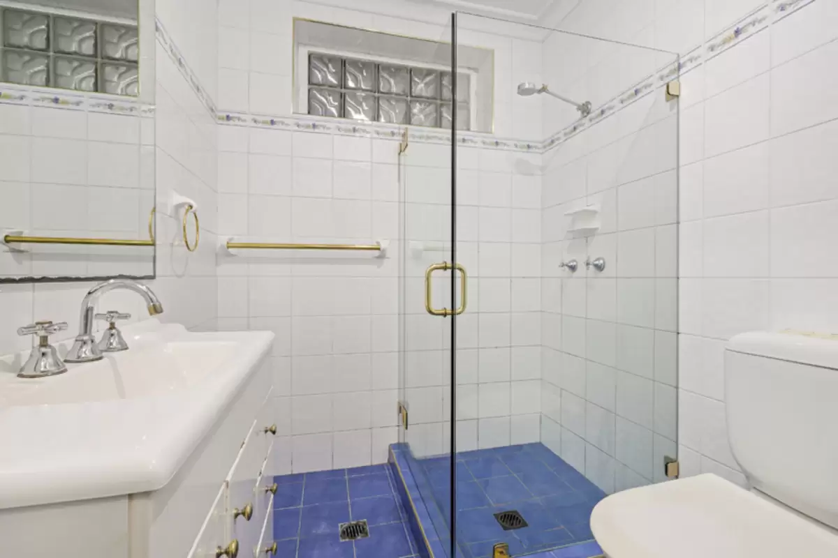 44 Edwin Street South, Croydon Sold by Rich & Oliva - image 8