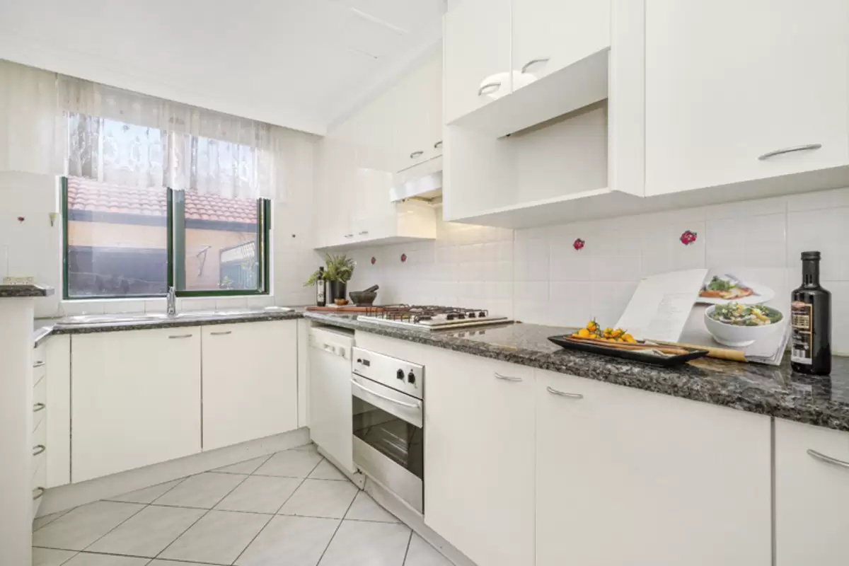 3/18-20 Knocklayde Street, Ashfield Sold by Rich & Oliva - image 3