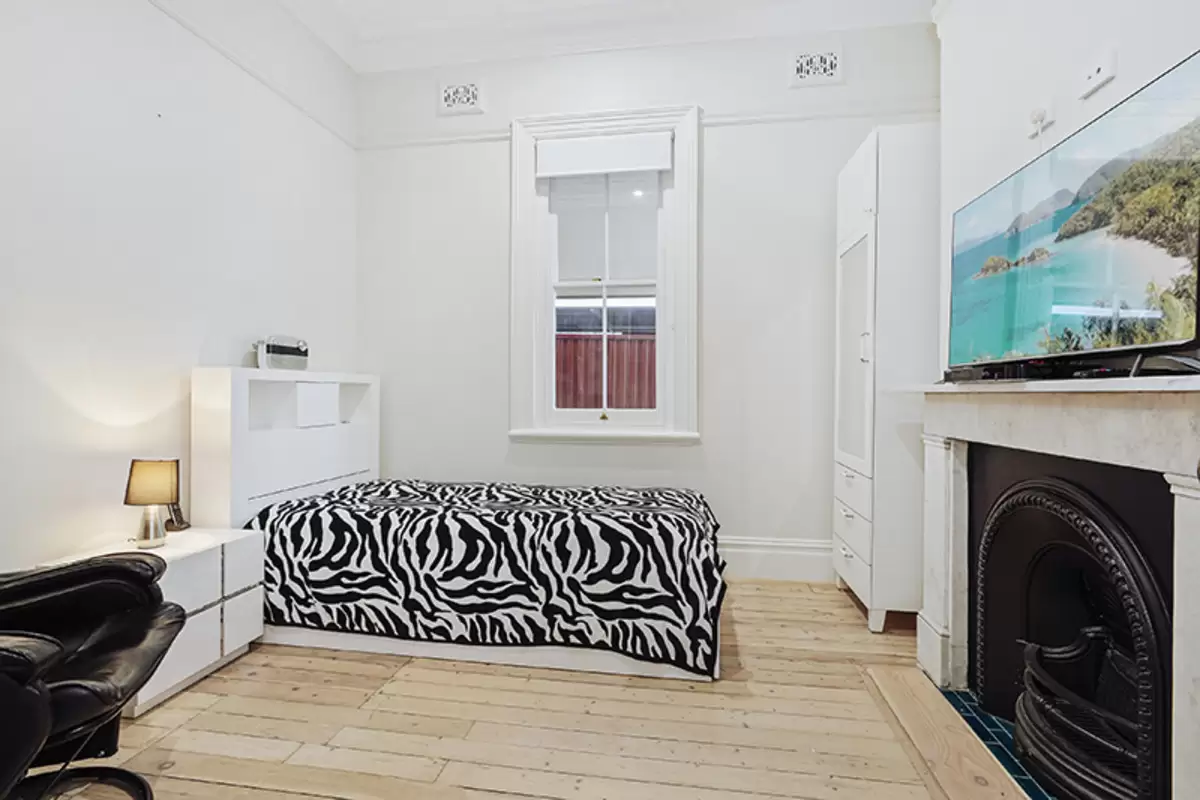 1 Tahlee Street, Burwood Sold by Rich & Oliva - image 9