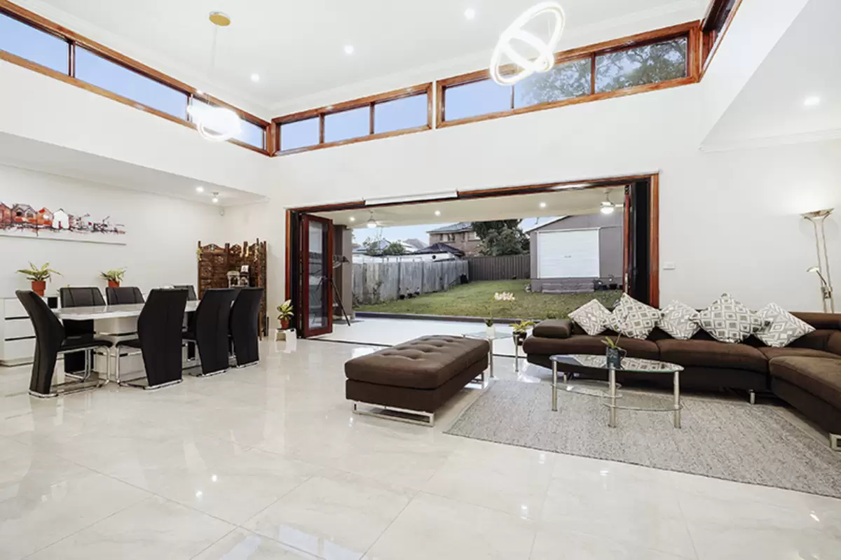 1 Tahlee Street, Burwood Sold by Rich & Oliva - image 3