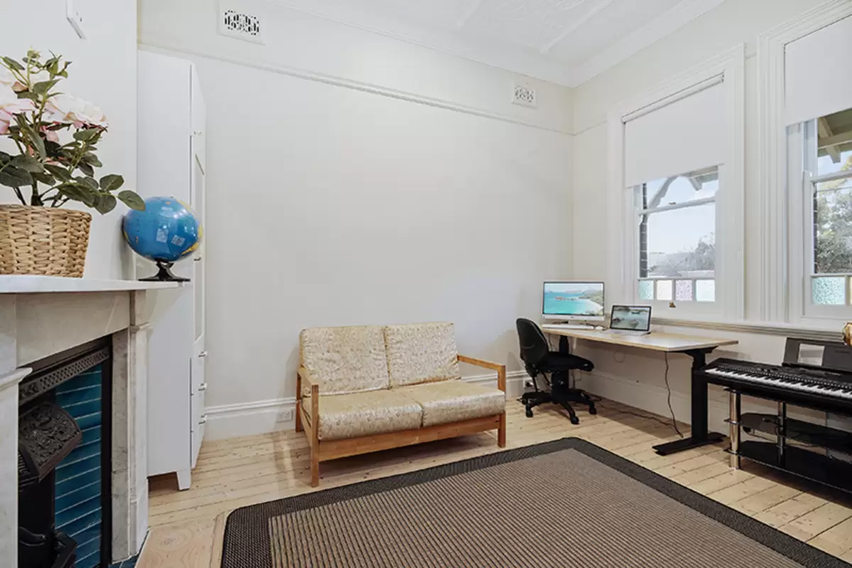 1 Tahlee Street, Burwood Sold by Rich & Oliva - image 12