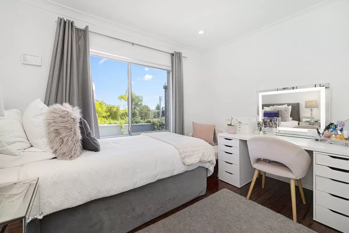17 Keevin Street, Roselands Sold by Rich & Oliva - image 17