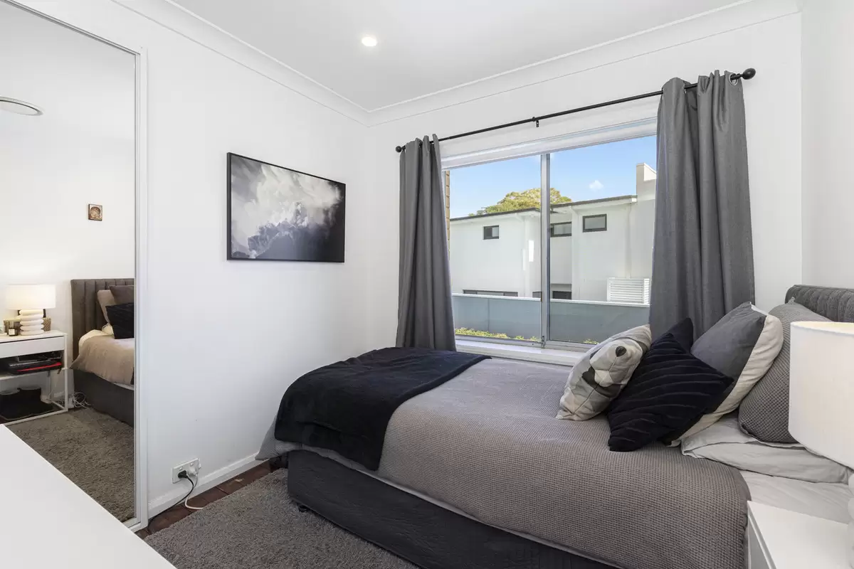17 Keevin Street, Roselands Sold by Rich & Oliva - image 18