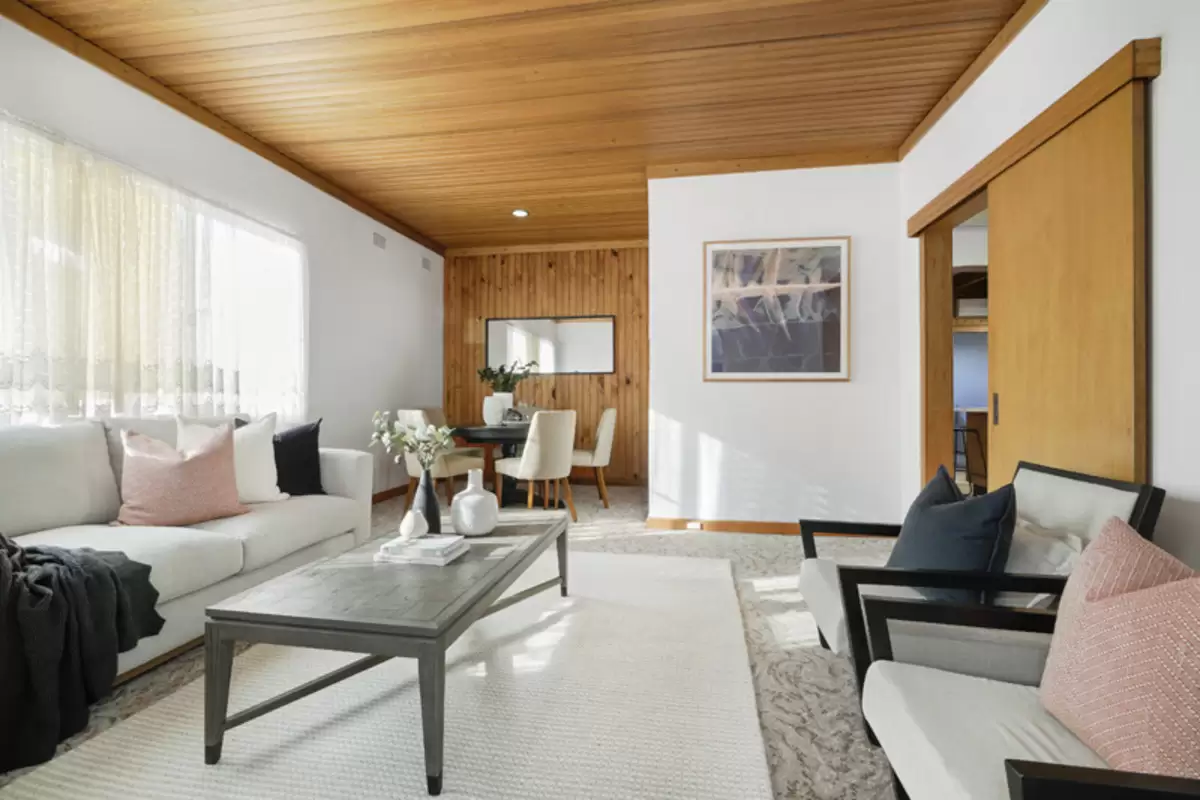 10 Walsh Avenue, Croydon Park Sold by Rich & Oliva - image 2