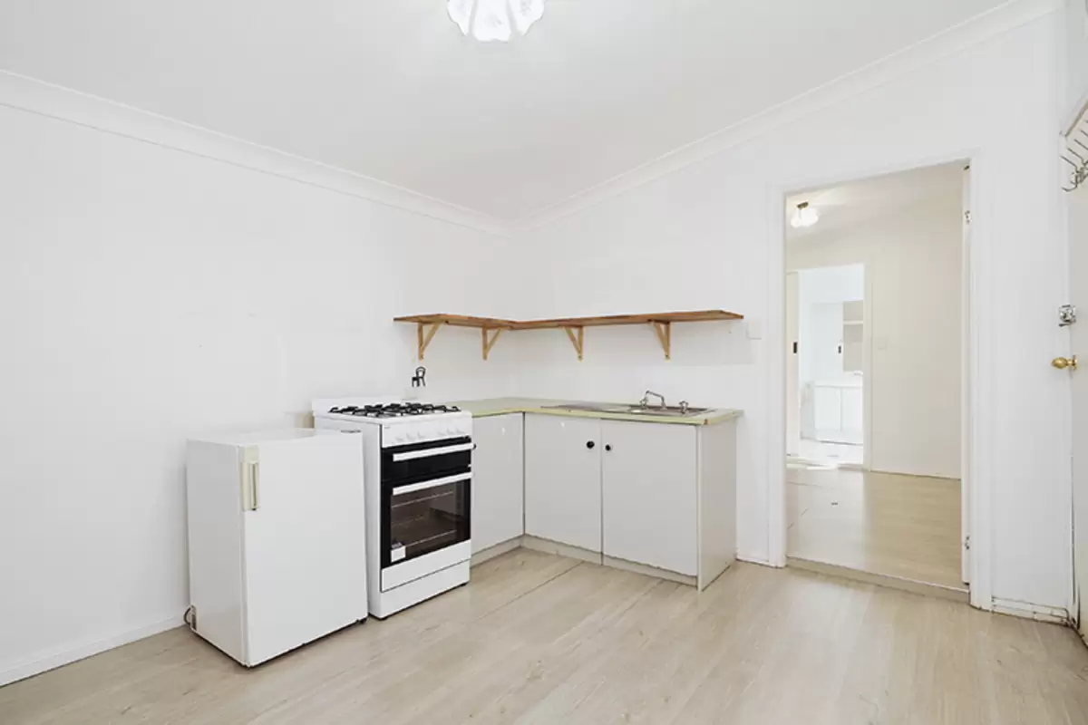 6 Roslyn Street, Ashbury Sold by Rich & Oliva - image 13