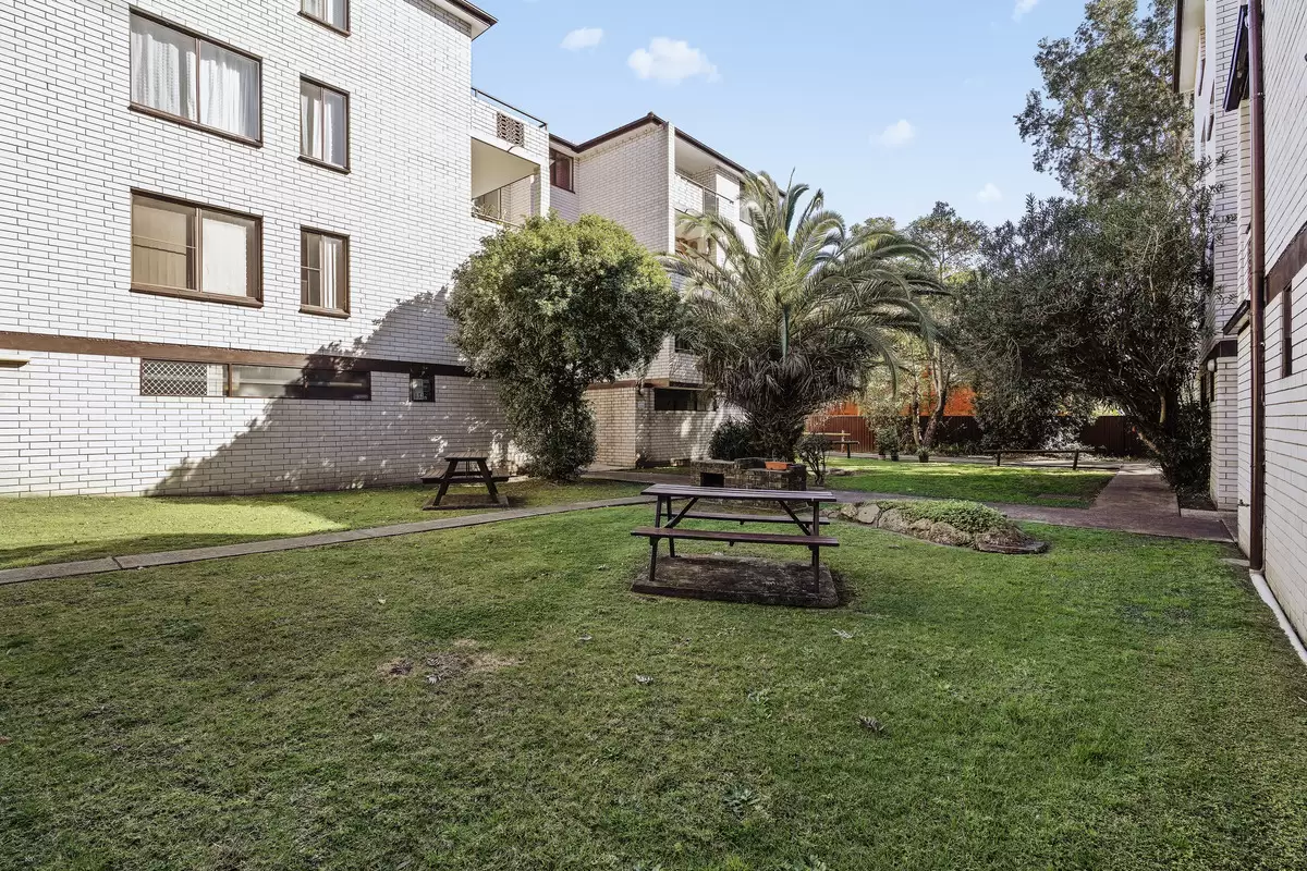 23/60 Second Avenue, Campsie Sold by Rich & Oliva - image 2