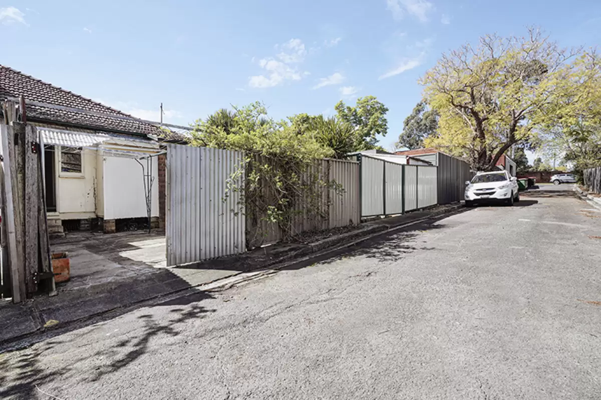 14 Georges River Road, Croydon Park Sold by Rich & Oliva - image 8
