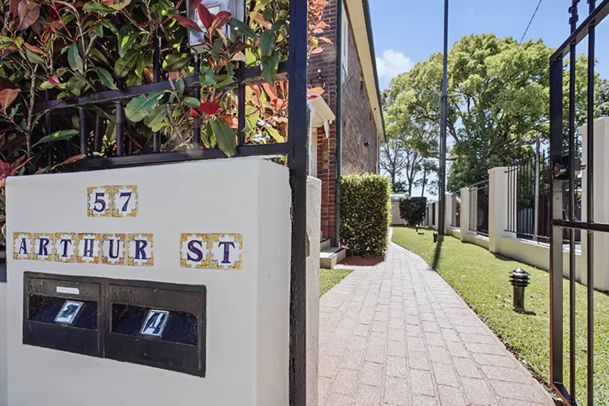 57 Arthur Street, Ashfield Sold by Rich & Oliva - image 2