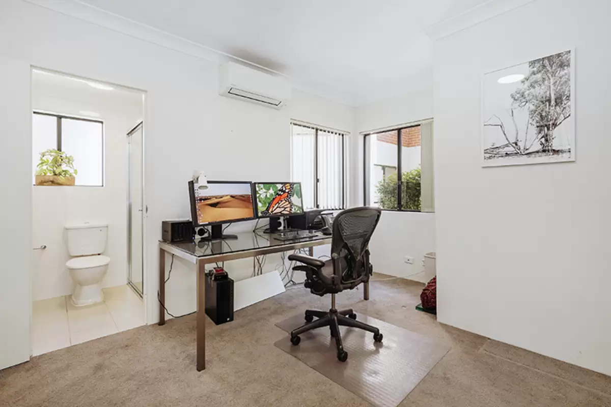 1/54-58 Sixth Avenue, Campsie Sold by Rich & Oliva - image 2