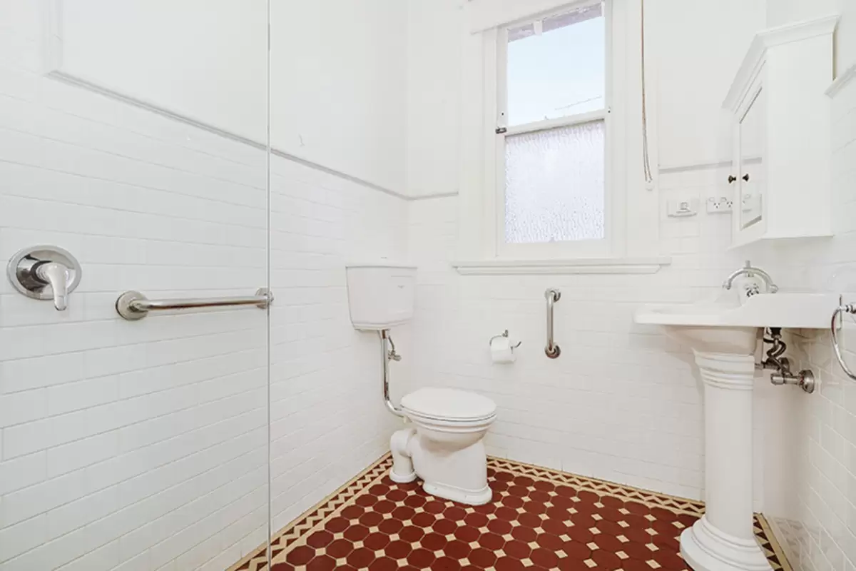 7 Fitzroy Street, Croydon Sold by Rich & Oliva - image 8