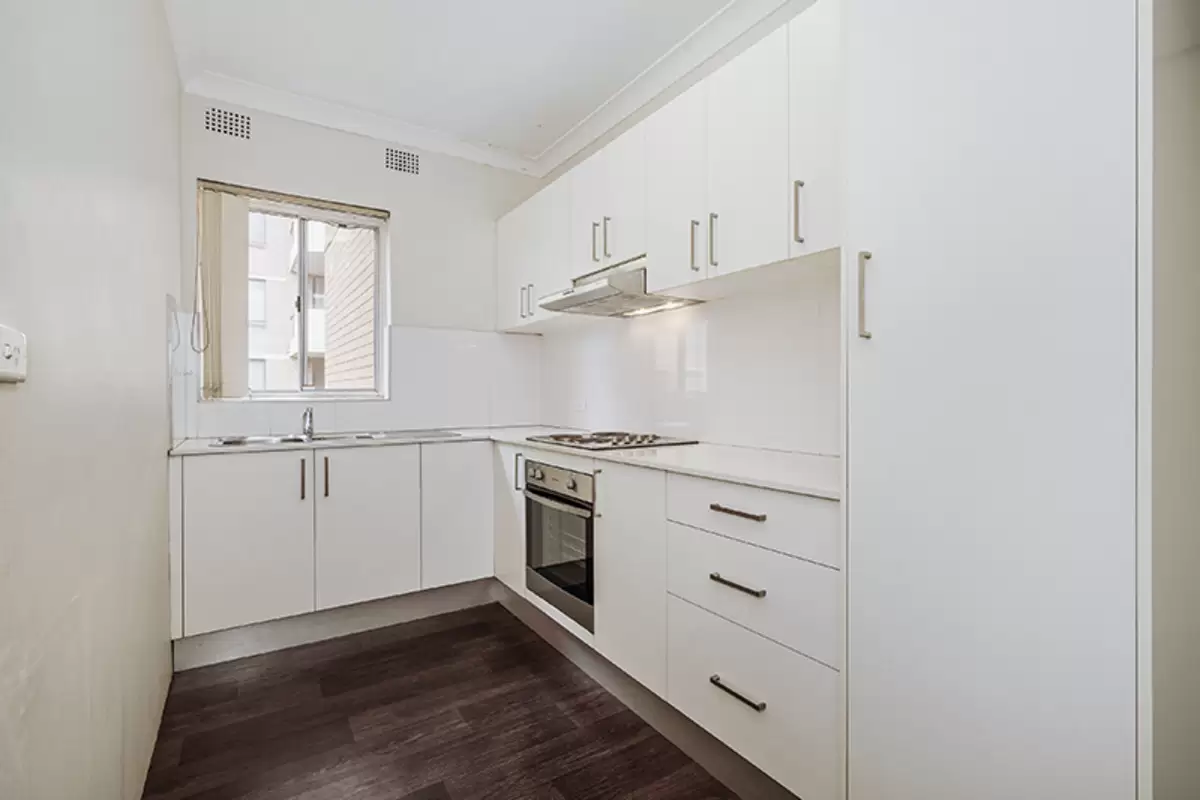 12/30 Park Avenue, Burwood Sold by Rich & Oliva - image 3