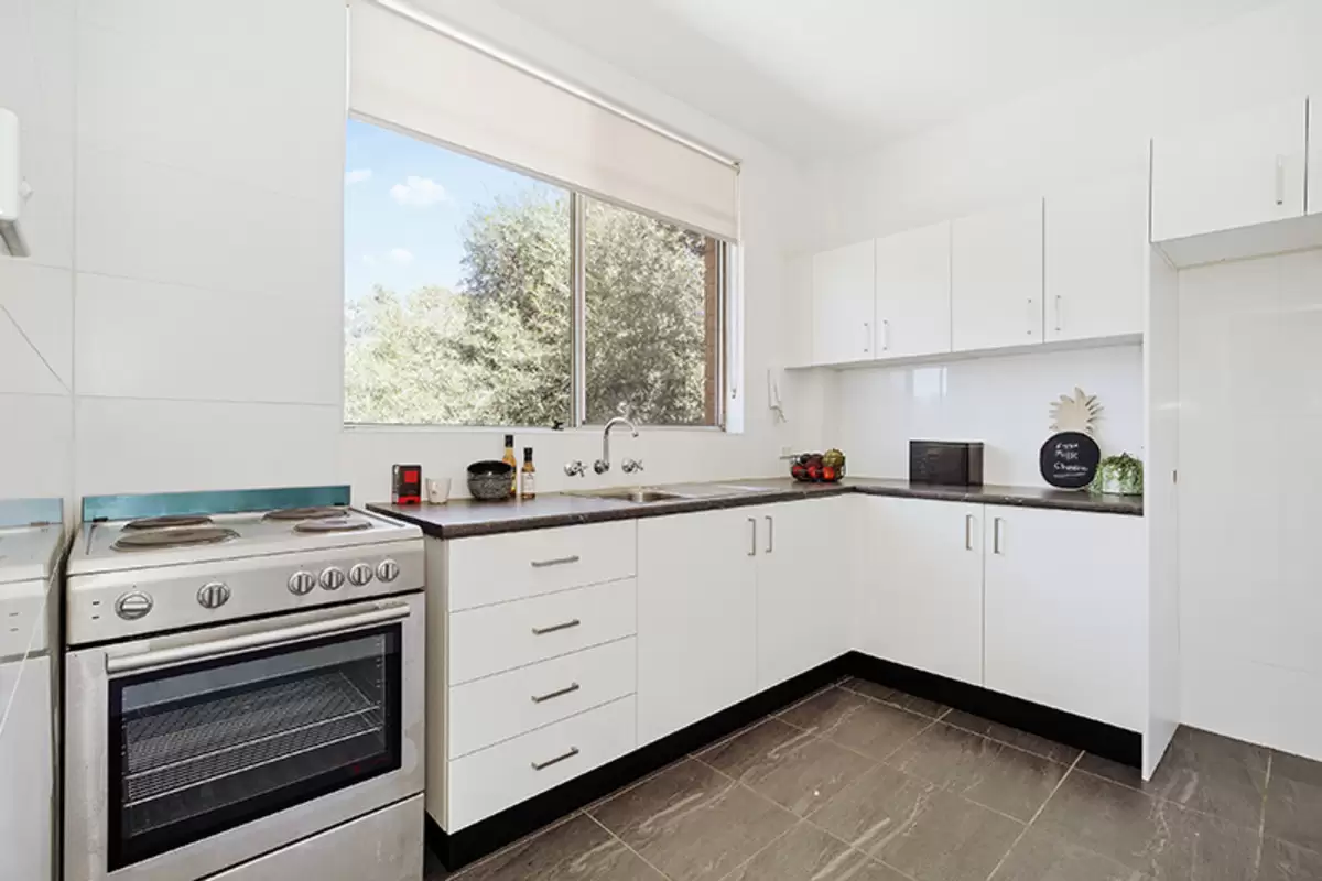6/58 Grosvenor Crescent, Summer Hill Sold by Rich & Oliva - image 6