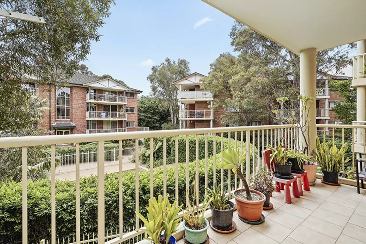 69/10 Broughton Street, Canterbury Sold by Rich & Oliva - image 4